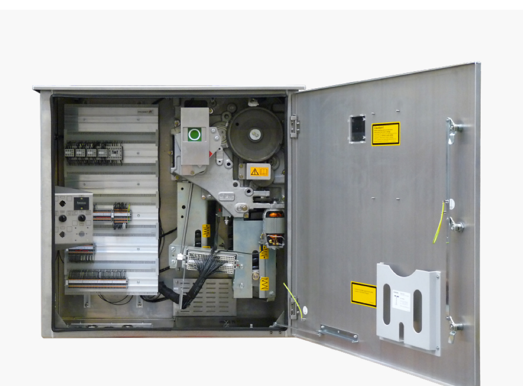 Control cabinet with stored-energy spring drive mechanism (modular platform standard)